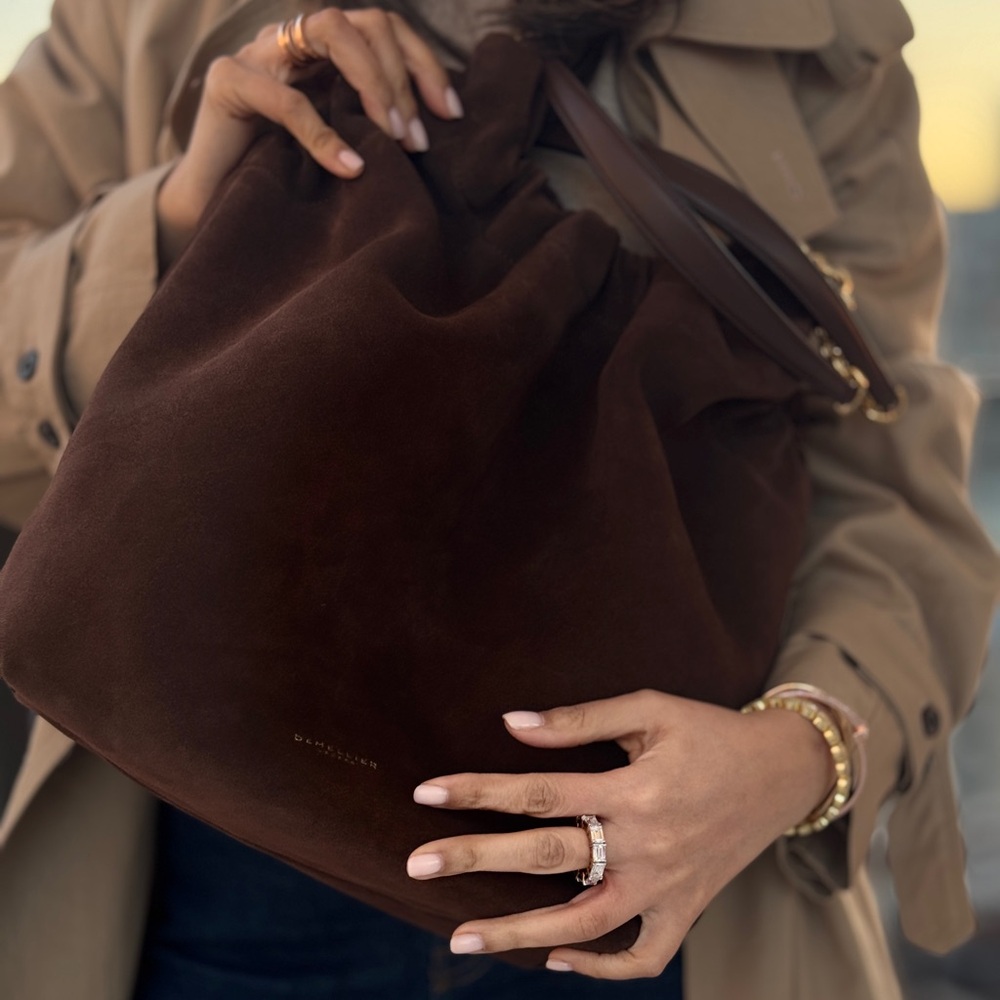 DEMELLIER NEW Brown Suede Shoulder Bag with Gold Chain - Picture 3 of 4